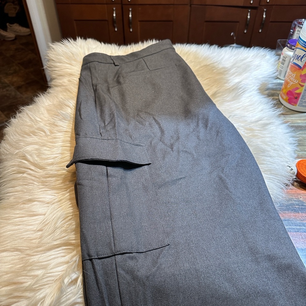 Wide leg Cargo Pants with pleats